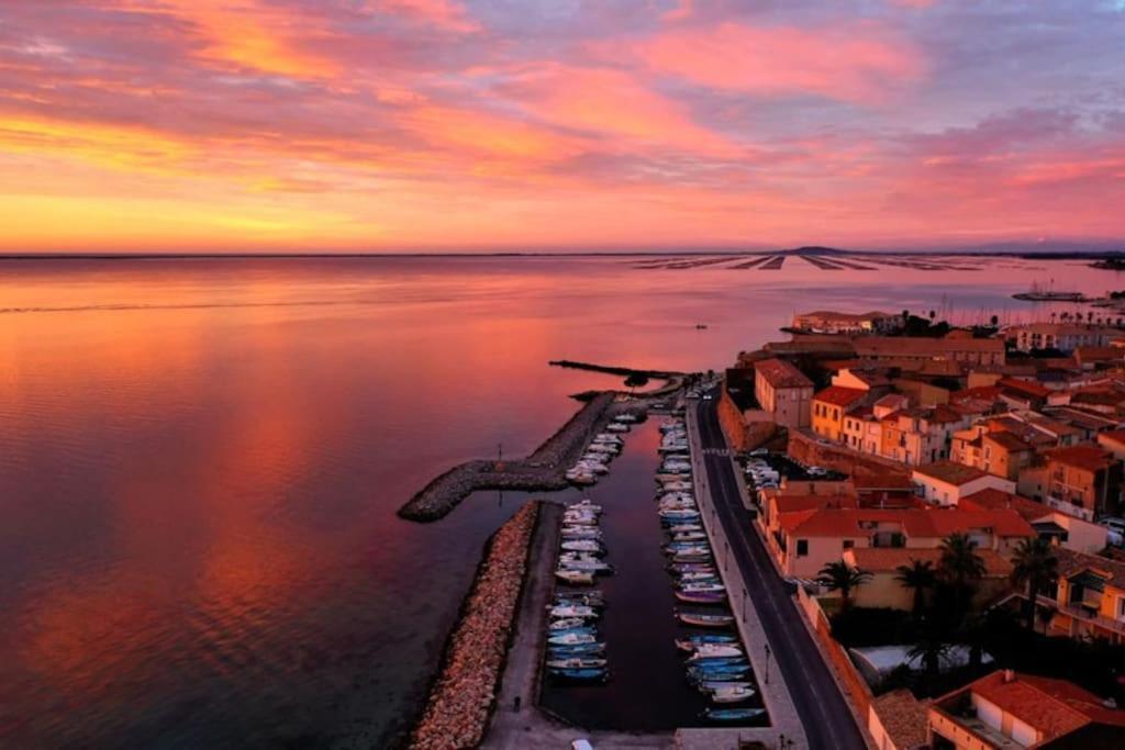 Appartement cosy à 50 m de la plage et du port Mèze Extérieur photo